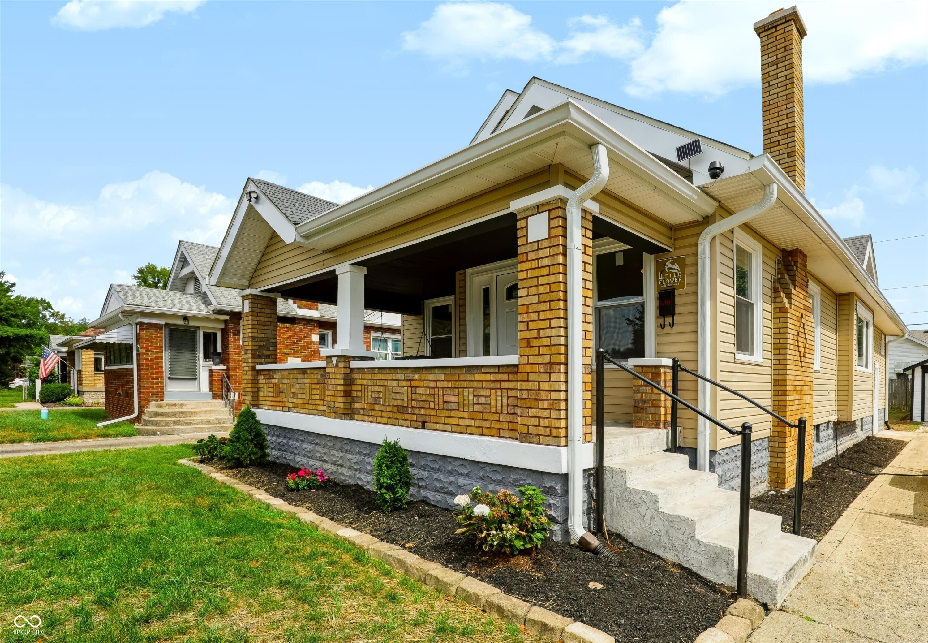 1419 N Linwood