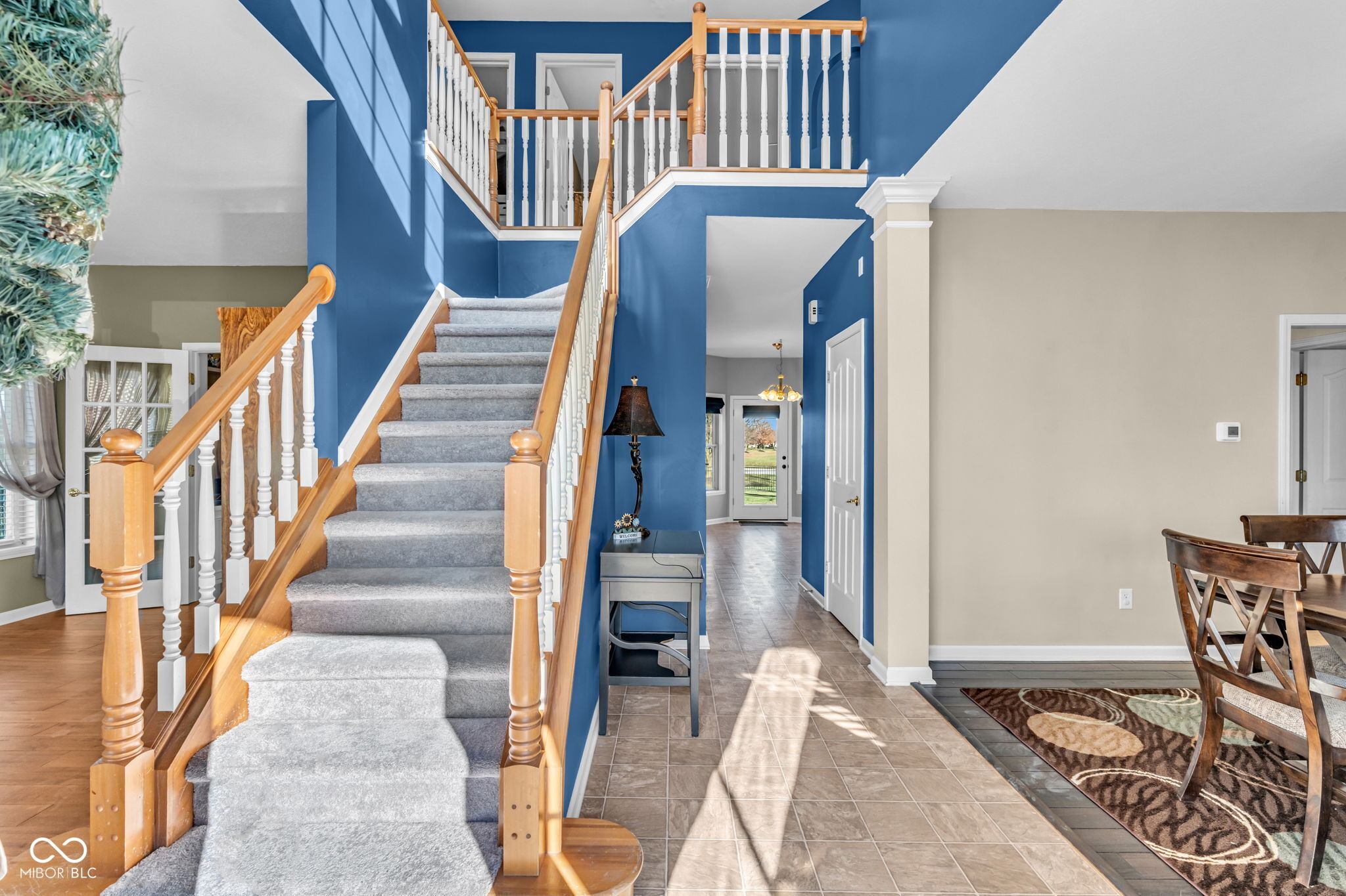 7535 Sleeping Ridge Drive