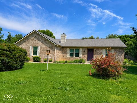 Photo of 152 E 300 S, Crawfordsville, IN 47933 (MLS # 22102601)