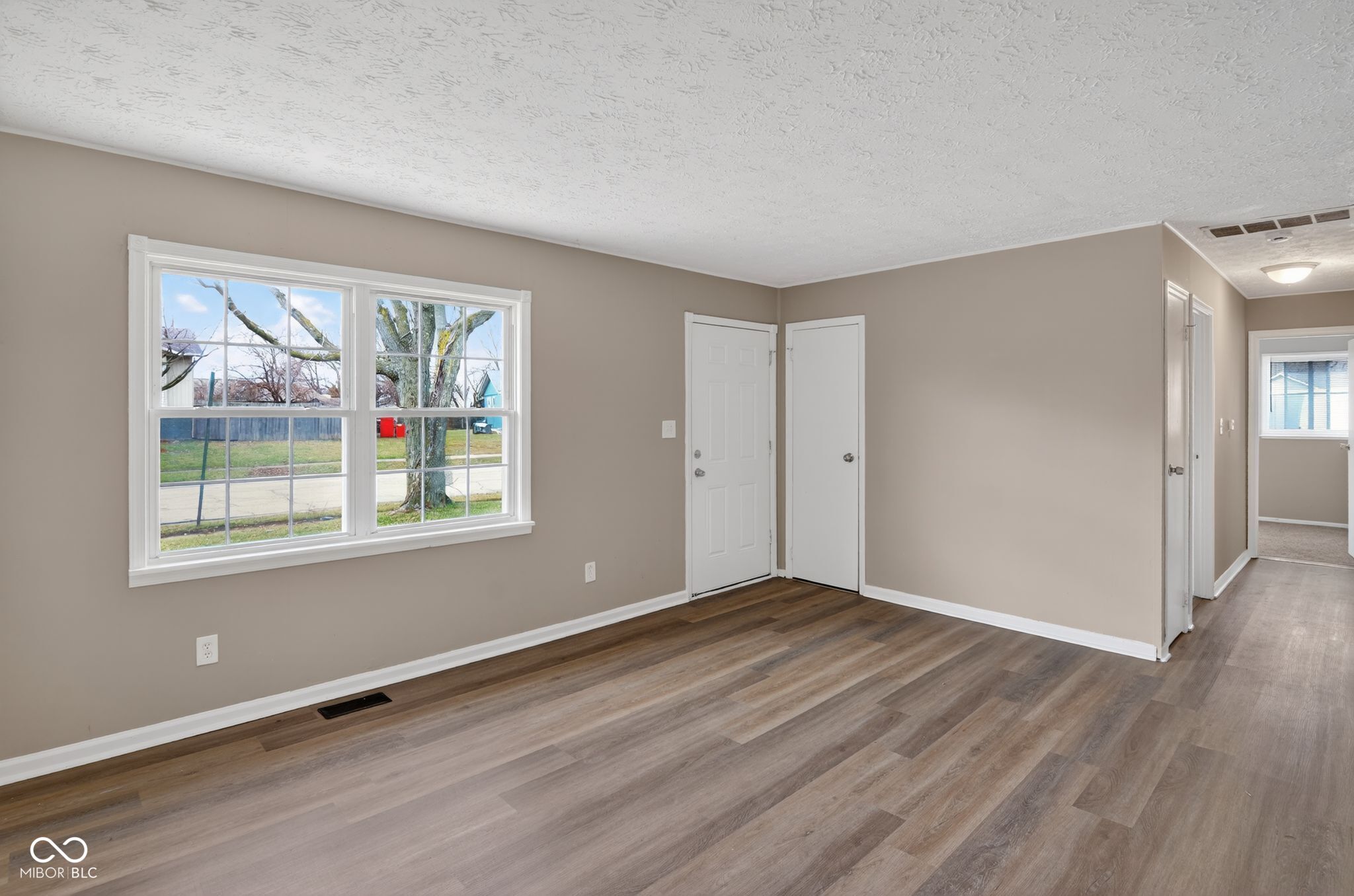 10013 Ridgefield Drive