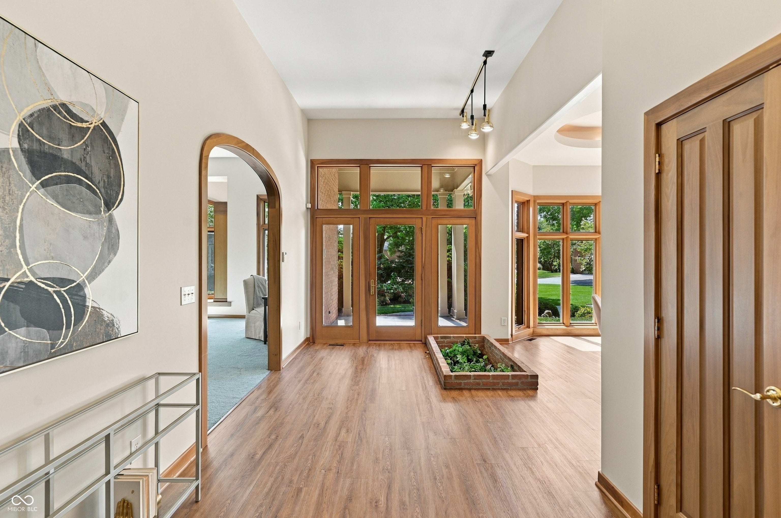1760 Pathway Drive S