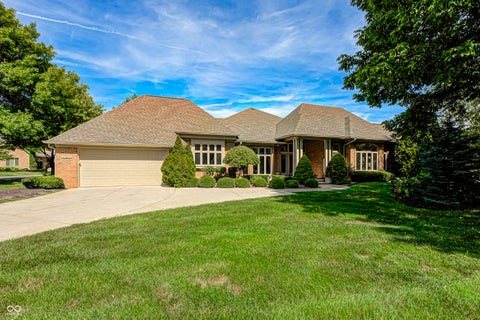 Photo of 1760 Pathway Drive S, Greenwood, IN 46143 (MLS # 22127042)