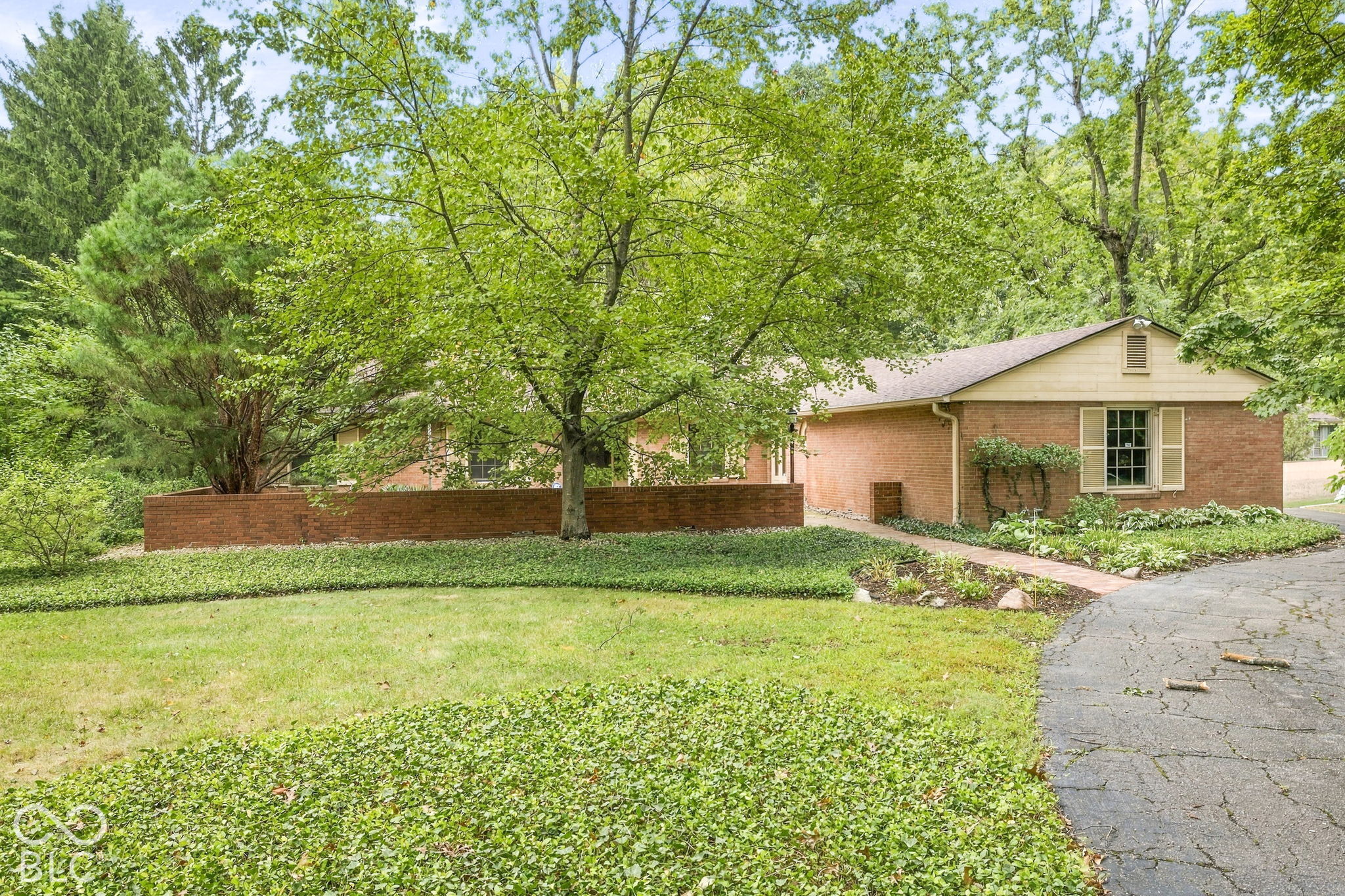 1400 W 52nd Street