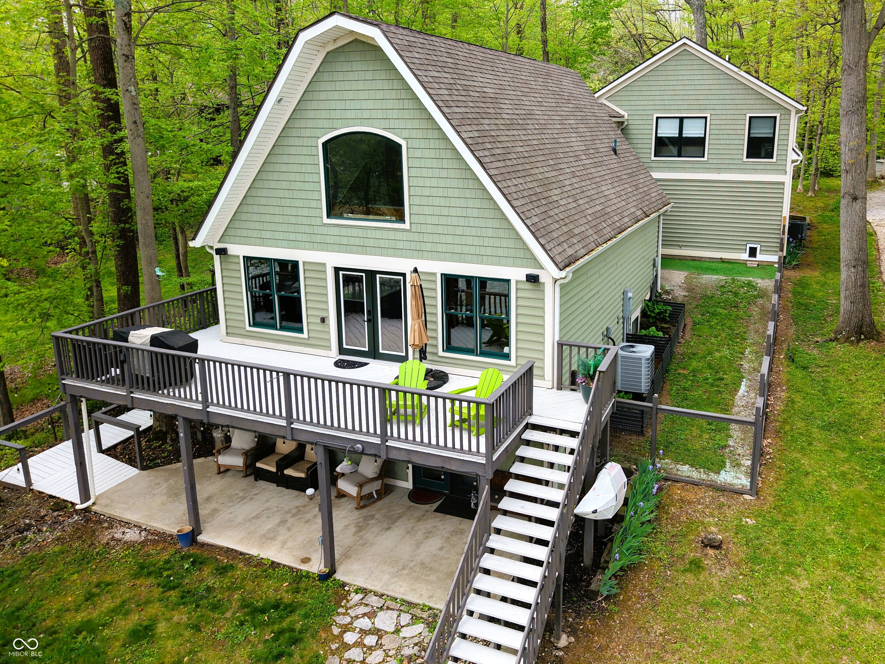 293 Lincoln Hills