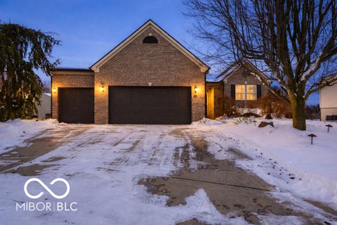 Photo of 6051 Copeland Mills Court, Indianapolis, IN 46221 (MLS # 22082553)