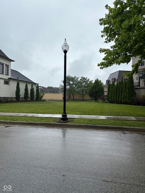 1902 Rhettsbury Street Carmel IN 46032