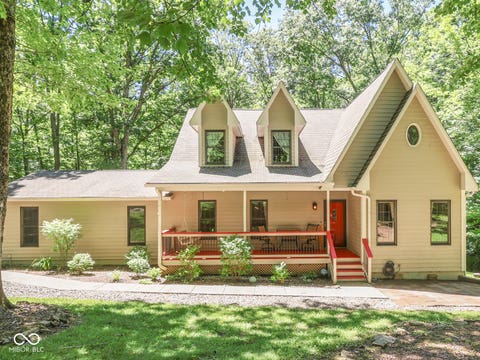 Photo of 8194 Center Lake Road, Nineveh, IN 46164 (MLS # 22108007)
