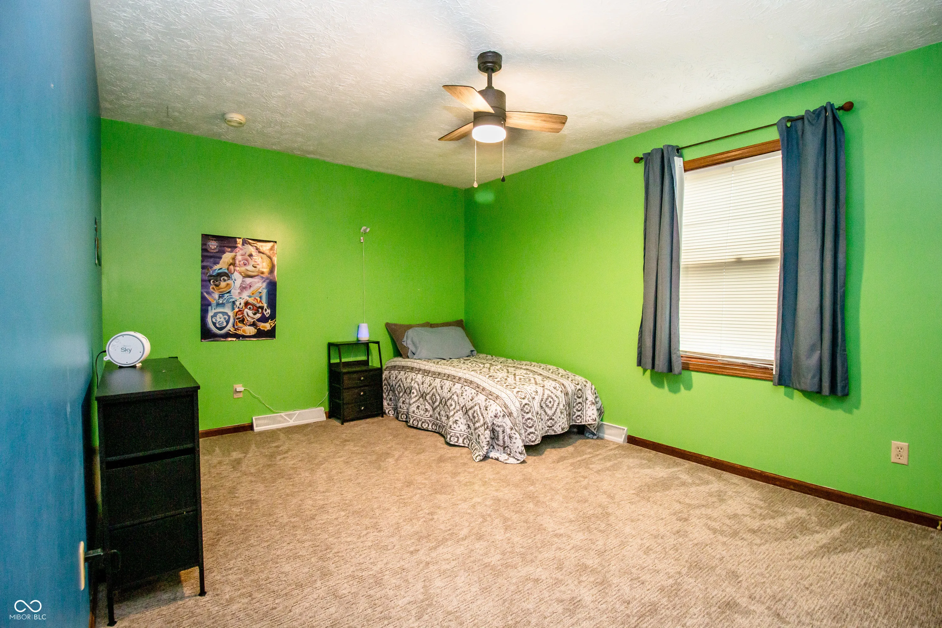 Columbus, Indiana 47201, United States, 4 Bedrooms Bedrooms, ,4 BathroomsBathrooms,Residential,Pending,104790