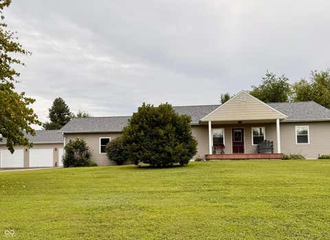 Photo of 201 Janeway Drive, Veedersburg, IN 47987 (MLS # 22072449)