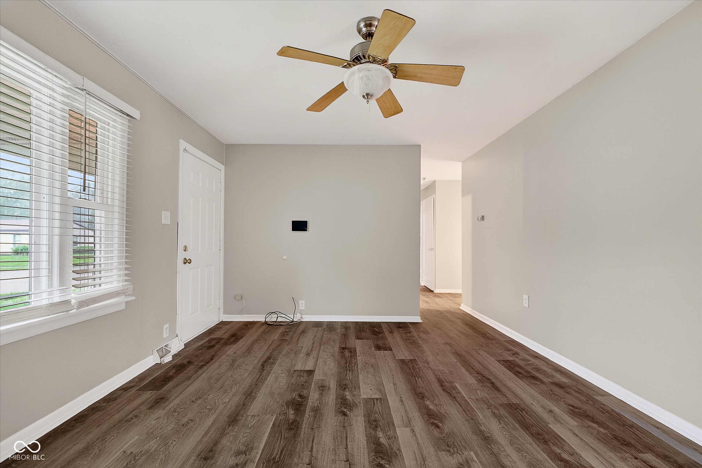 307 Crestview Court