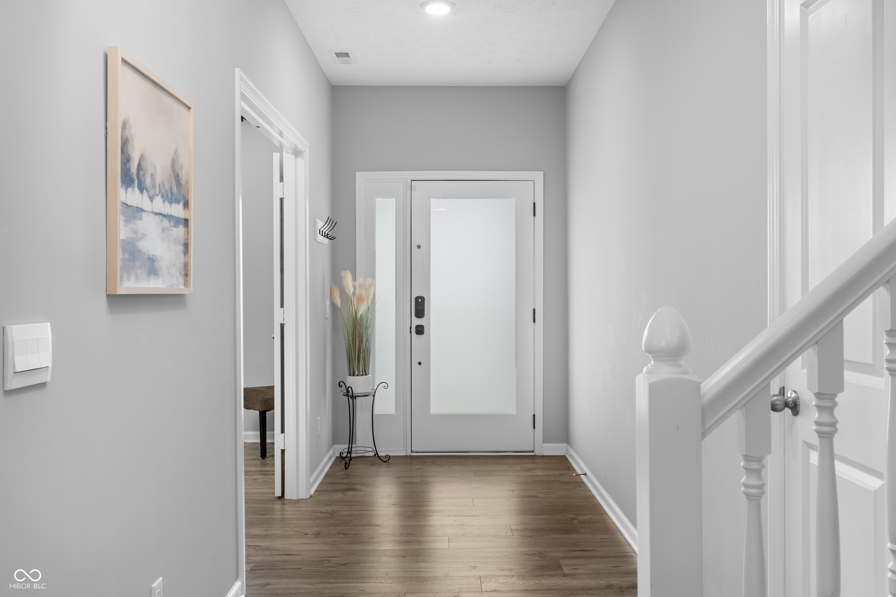 7686 Rolling Green Drive