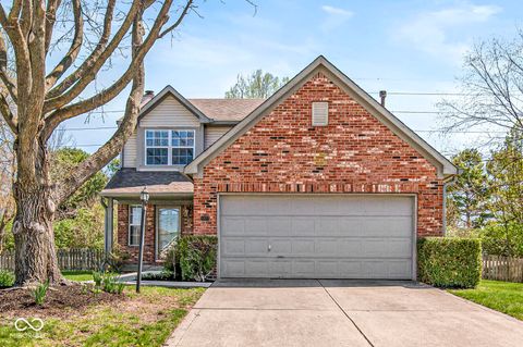 Photo of 8927 Torrance Place, Fishers, IN 46038 (MLS # 22087551)