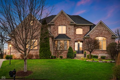 Photo of 3712 Tributary Court, Westfield, IN 46062 (MLS # 22092201)