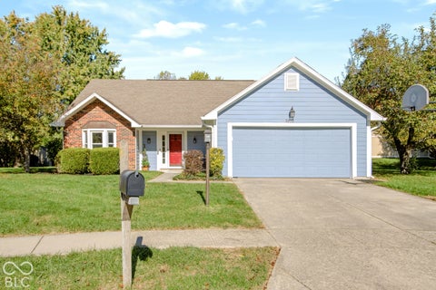 Photo of 7812 Ashton Place, Fishers, IN 46038 (MLS # 22130716)