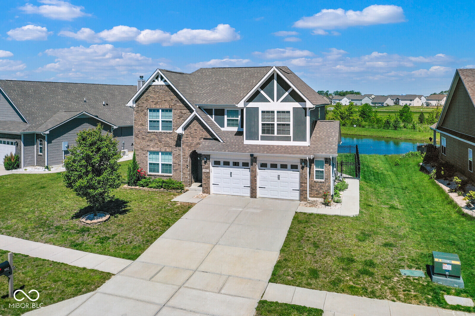 992 Cherry Tree Lane