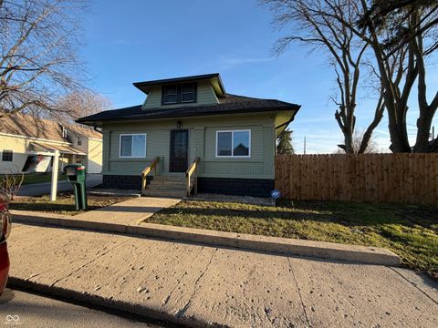 Photo of 523 W Pearl Street, Lebanon, IN 46052 (MLS # 22091107)