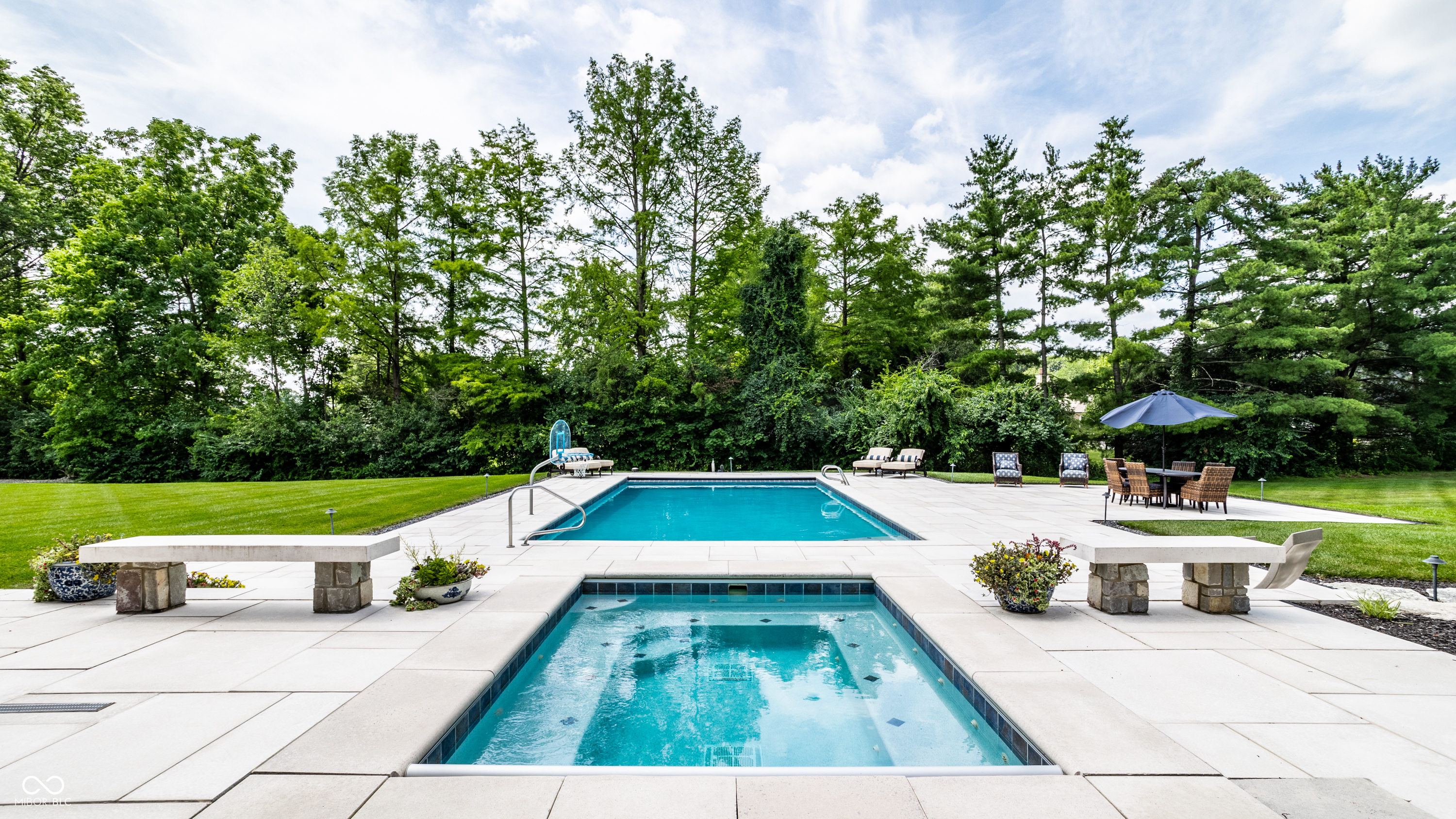 2035 Saint Andrews Circle