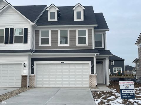 Photo of 638 Garrow Drive, Westfield, IN 46074 (MLS # 22078253)