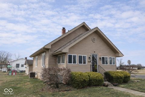 1383 W 2nd Street Seymour IN 47274