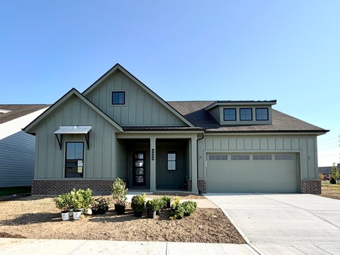 Photo of 1442 Ballast Avenue, Westfield, IN 46074 (MLS # 22120062)