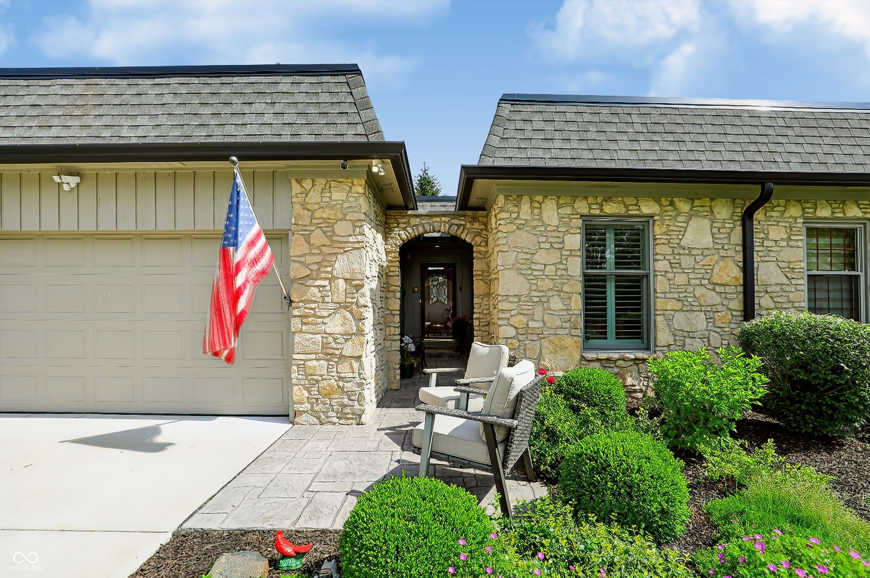 1058 Carters Grove