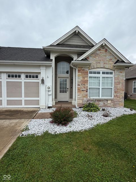 Photo of 1016 Mount Olive Road, Whiteland, IN 46184 (MLS # 22111148)