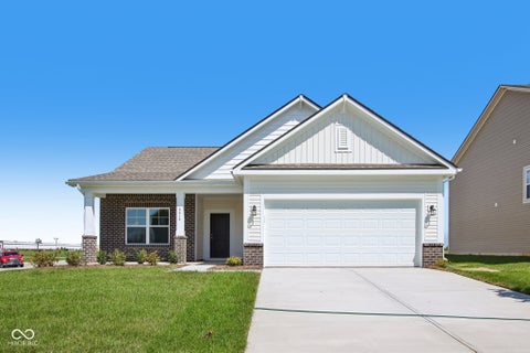 Photo of 6614 W Whispering Way, Greenfield, IN 46140 (MLS # 22112219)