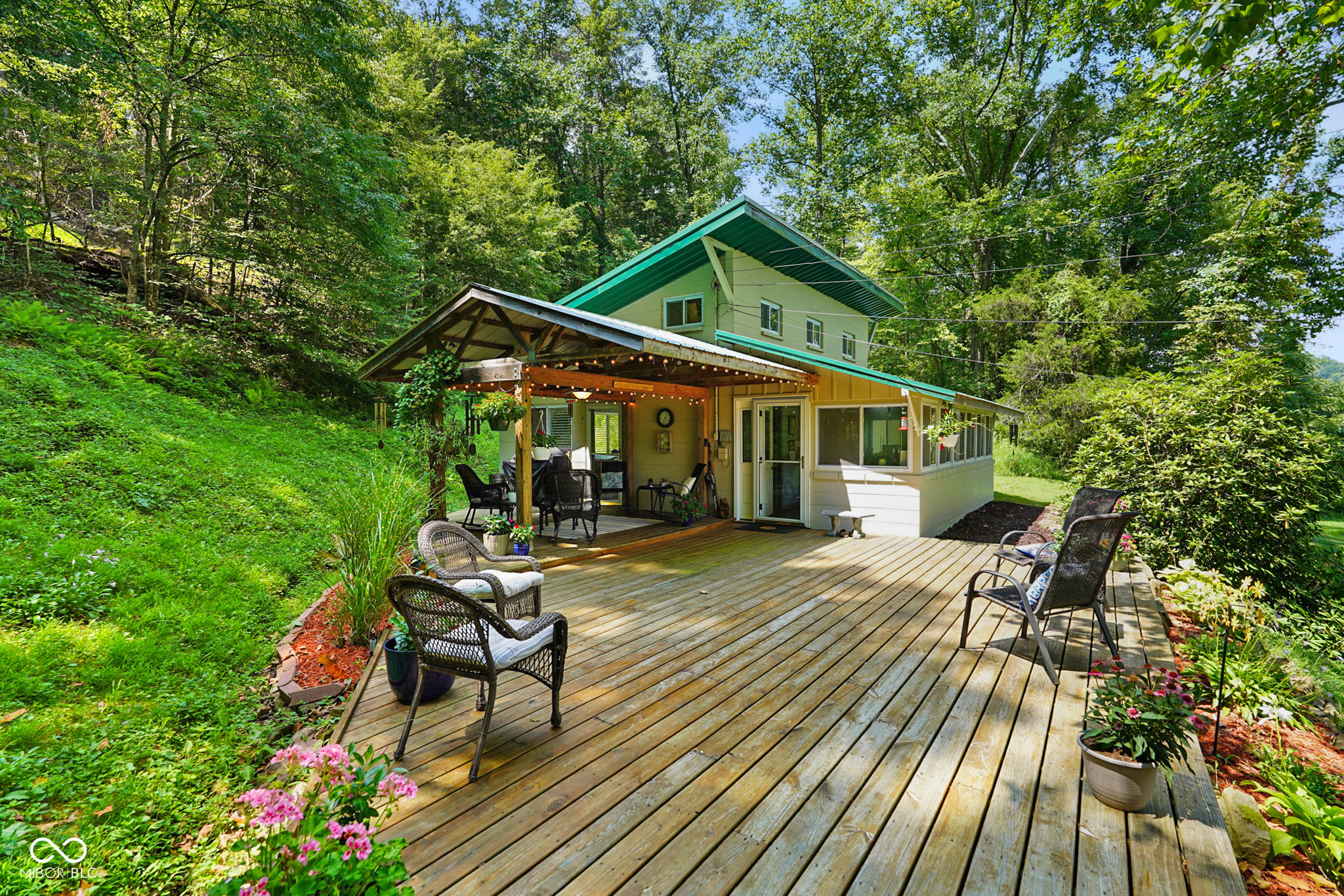 3978 State Road 135 S