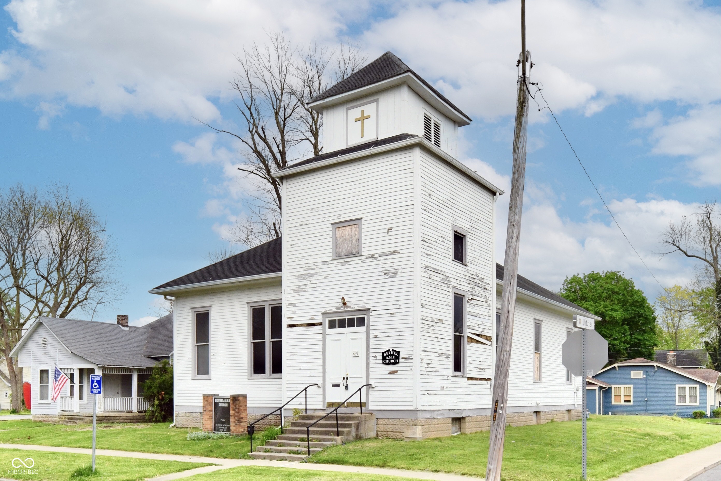 499 W Madison Street