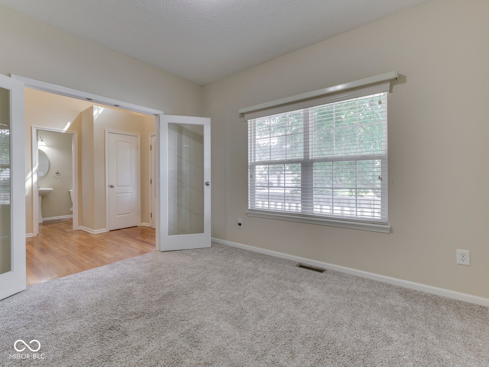 6648 Wilmot Lane