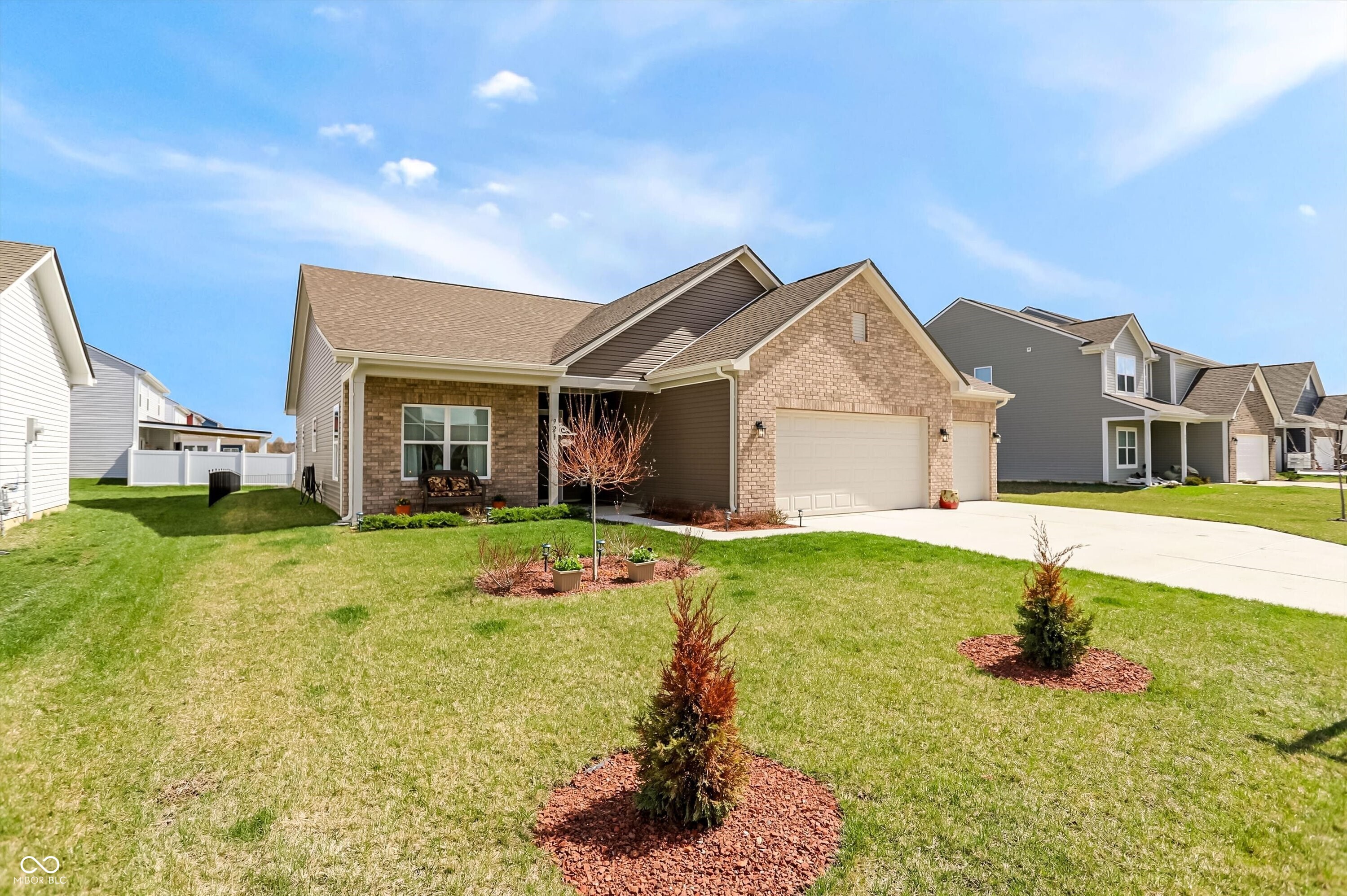 921 Sagittarius Avenue