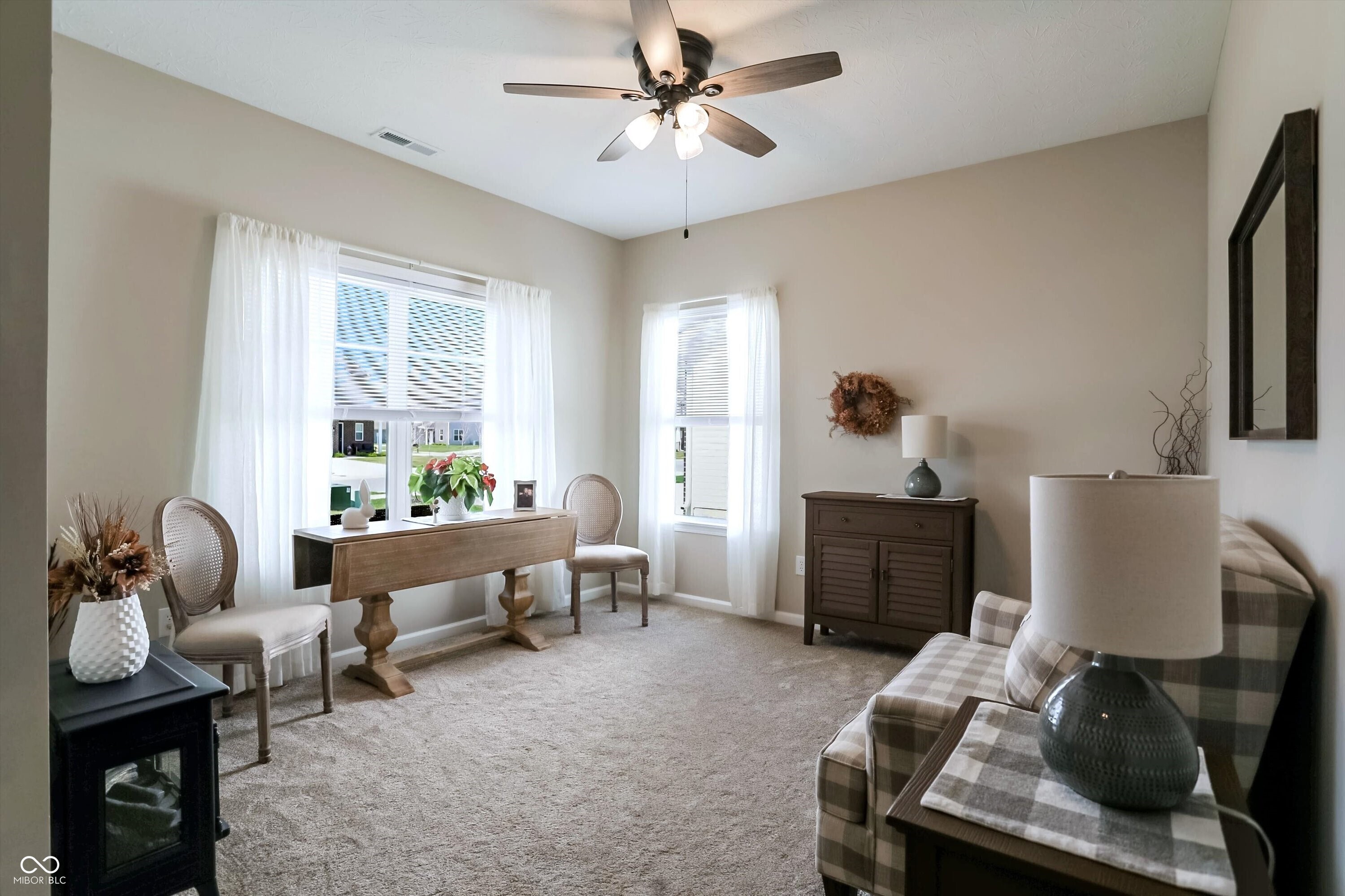 921 Sagittarius Avenue