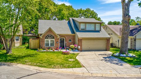 6471 Hunters Green Place Indianapolis IN 46278