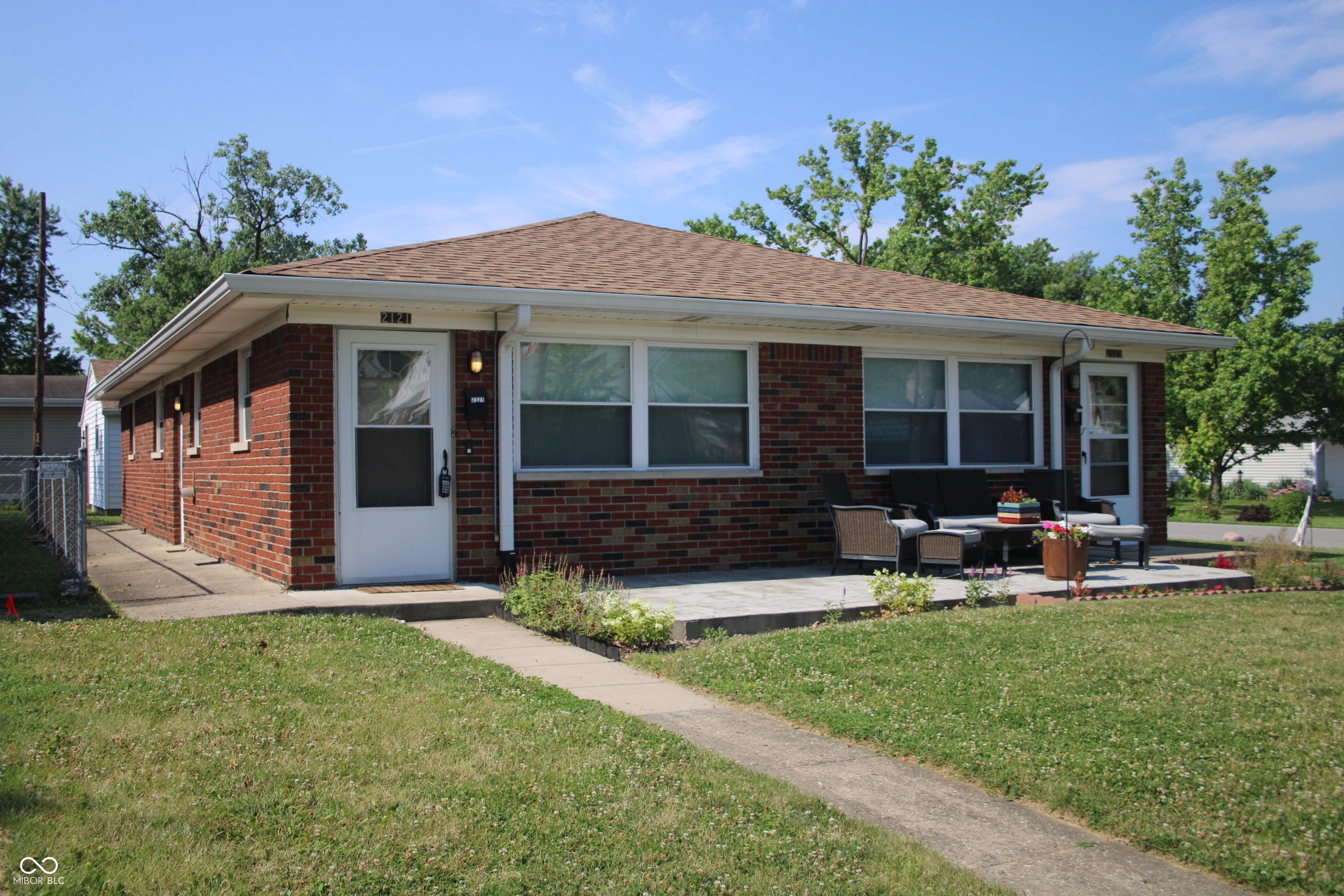 2121 Main Street