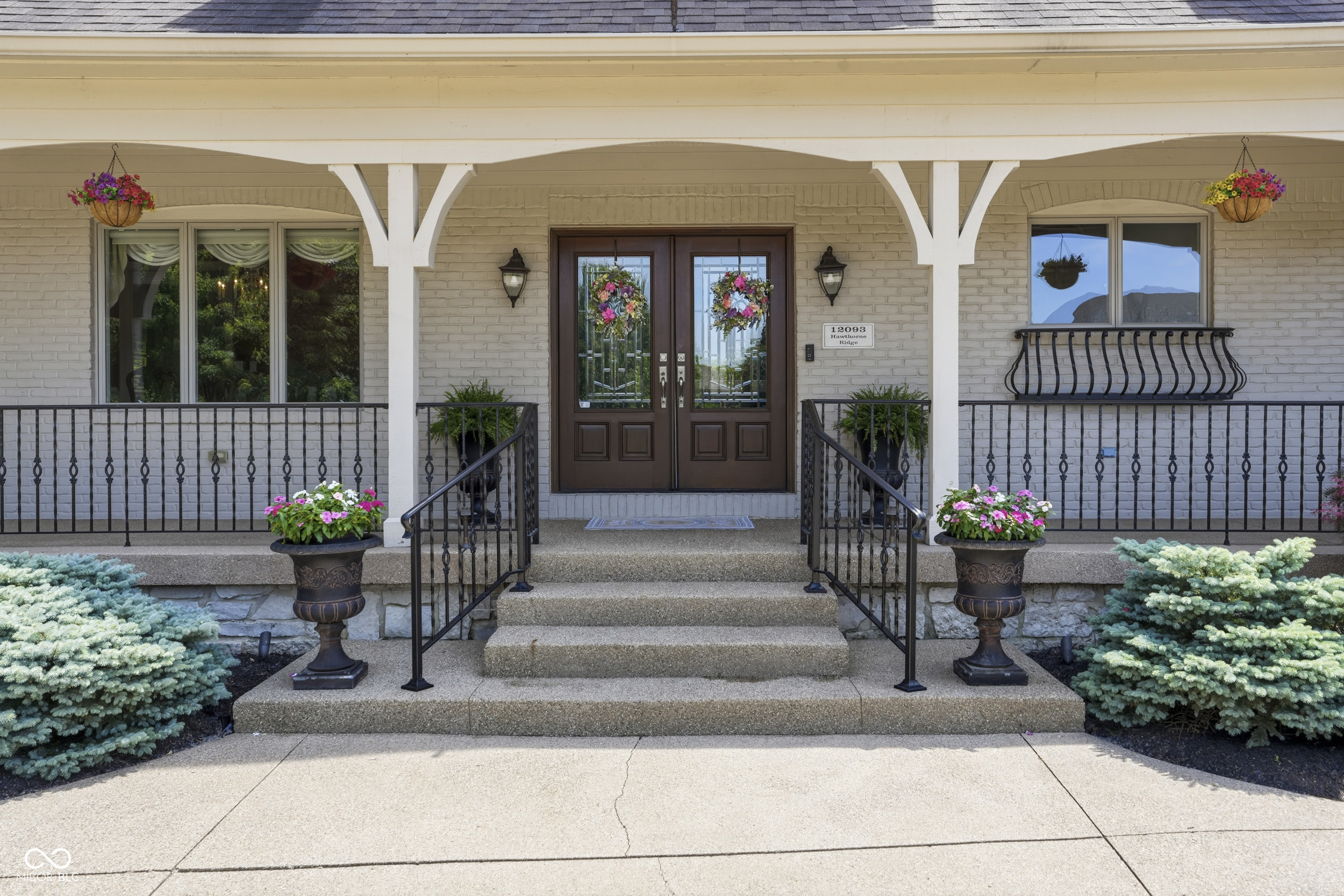 12093 Hawthorne Ridge