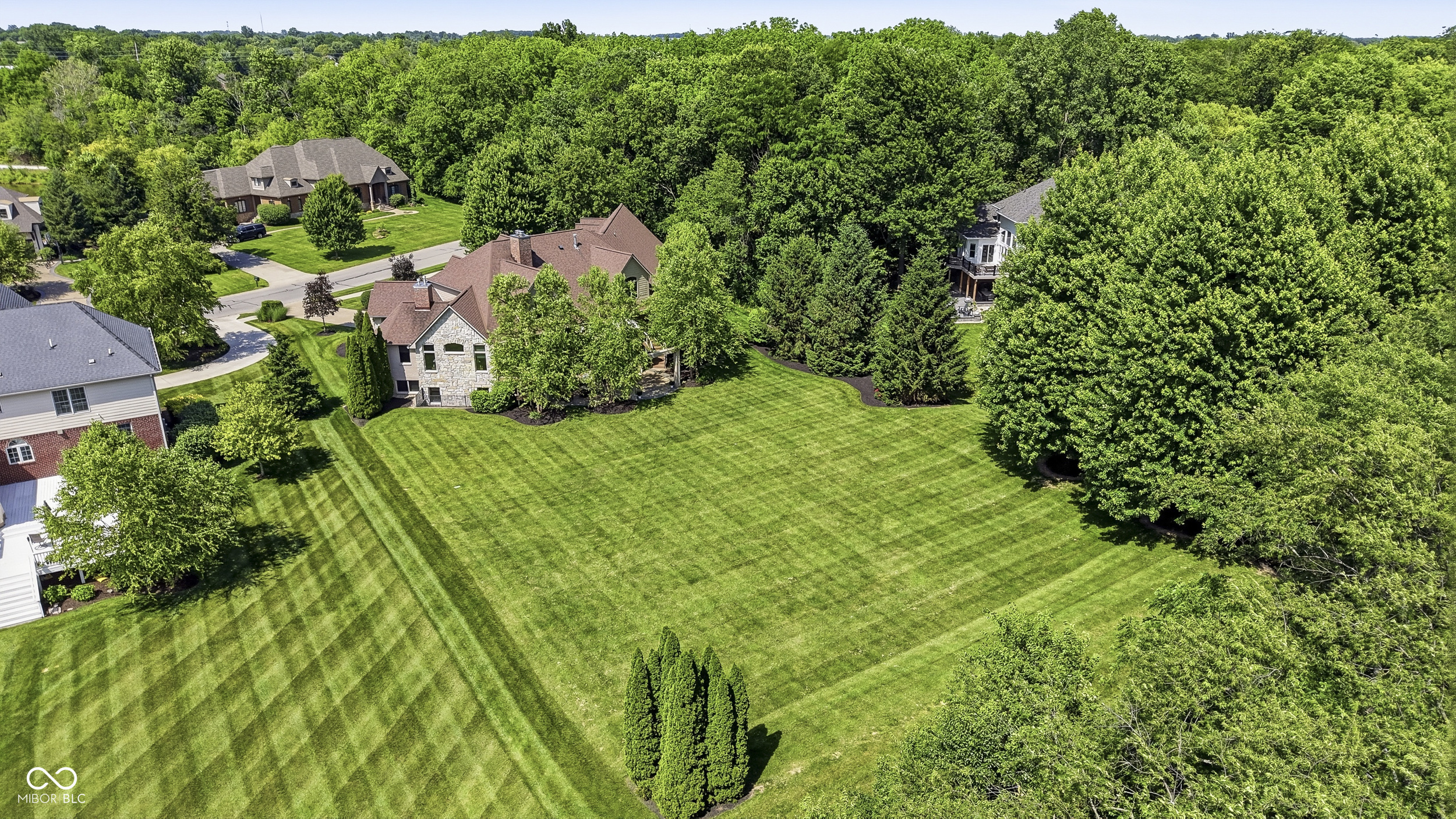 12093 Hawthorne Ridge