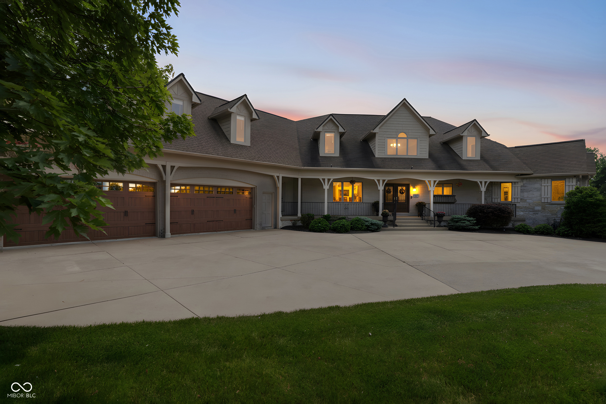 12093 Hawthorne Ridge