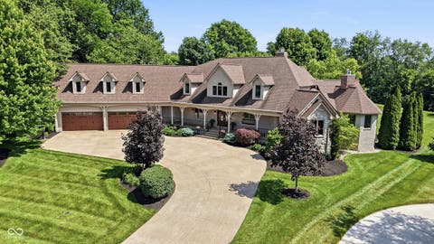 Photo of 12093 Hawthorne Ridge RDG, Fishers, IN 46037 (MLS # 22106982)