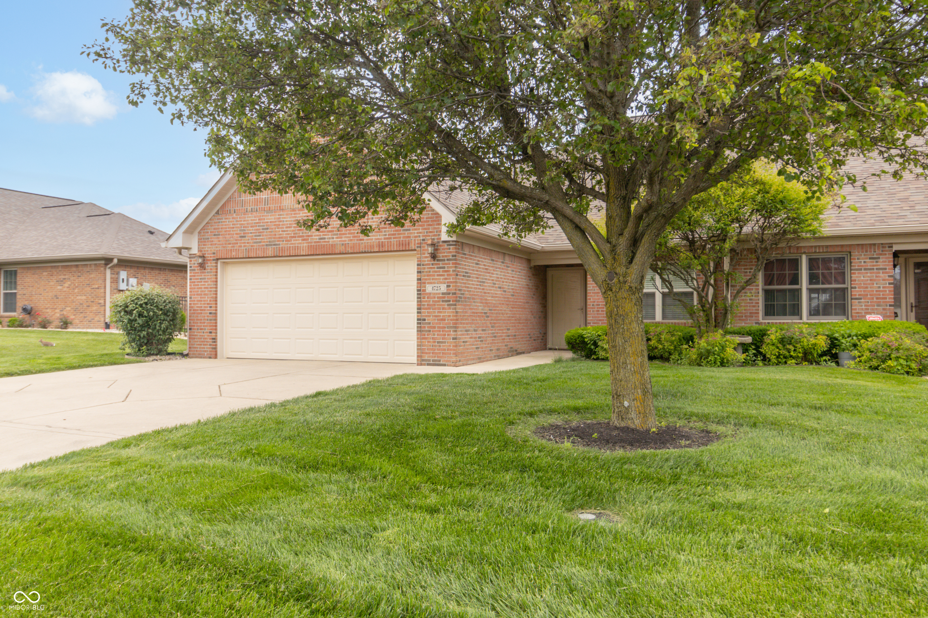 4725 W Harrisburg Court
