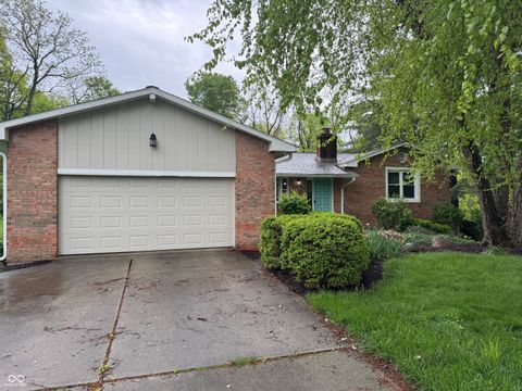 Photo of 225 Corral Court, Fishers, IN 46038 (MLS # 22099969)