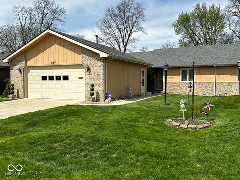 Photo of 604 N Buckingham Court, Anderson, IN 46013 (MLS # 22094383)