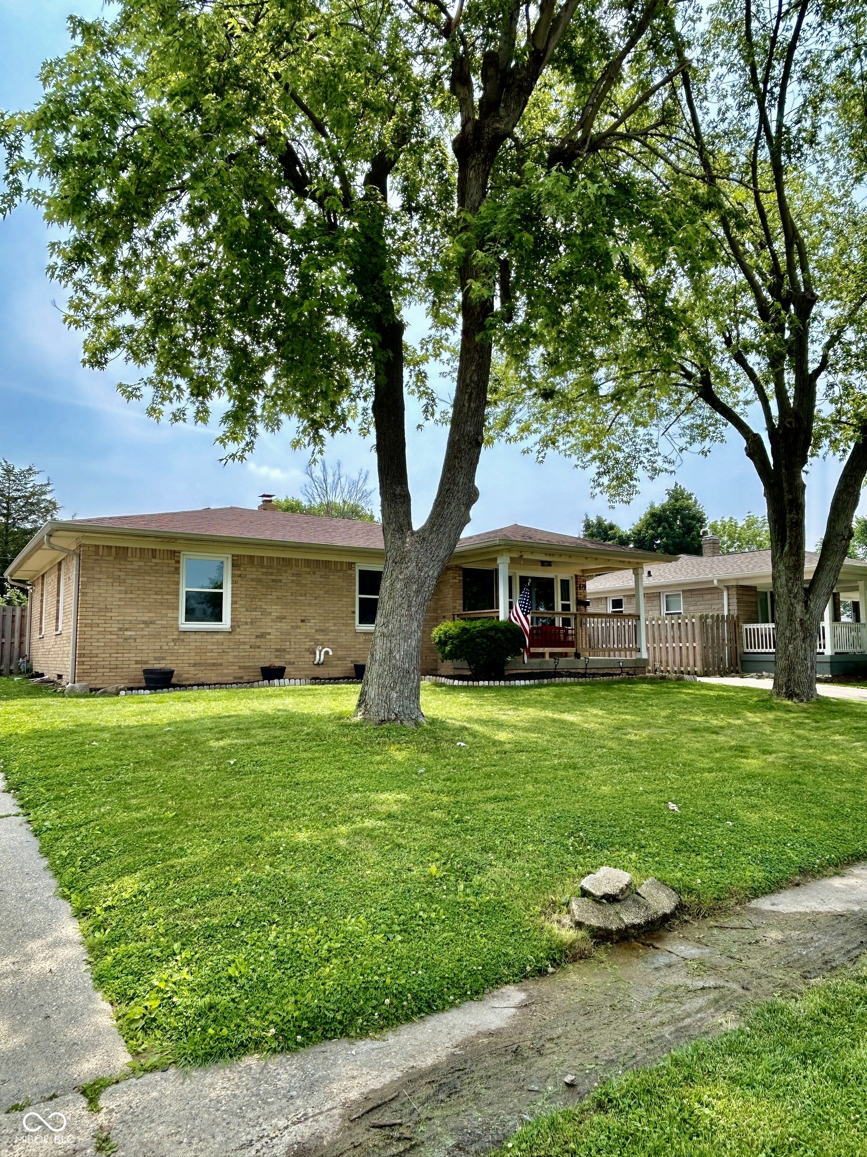 419 N 14th Avenue