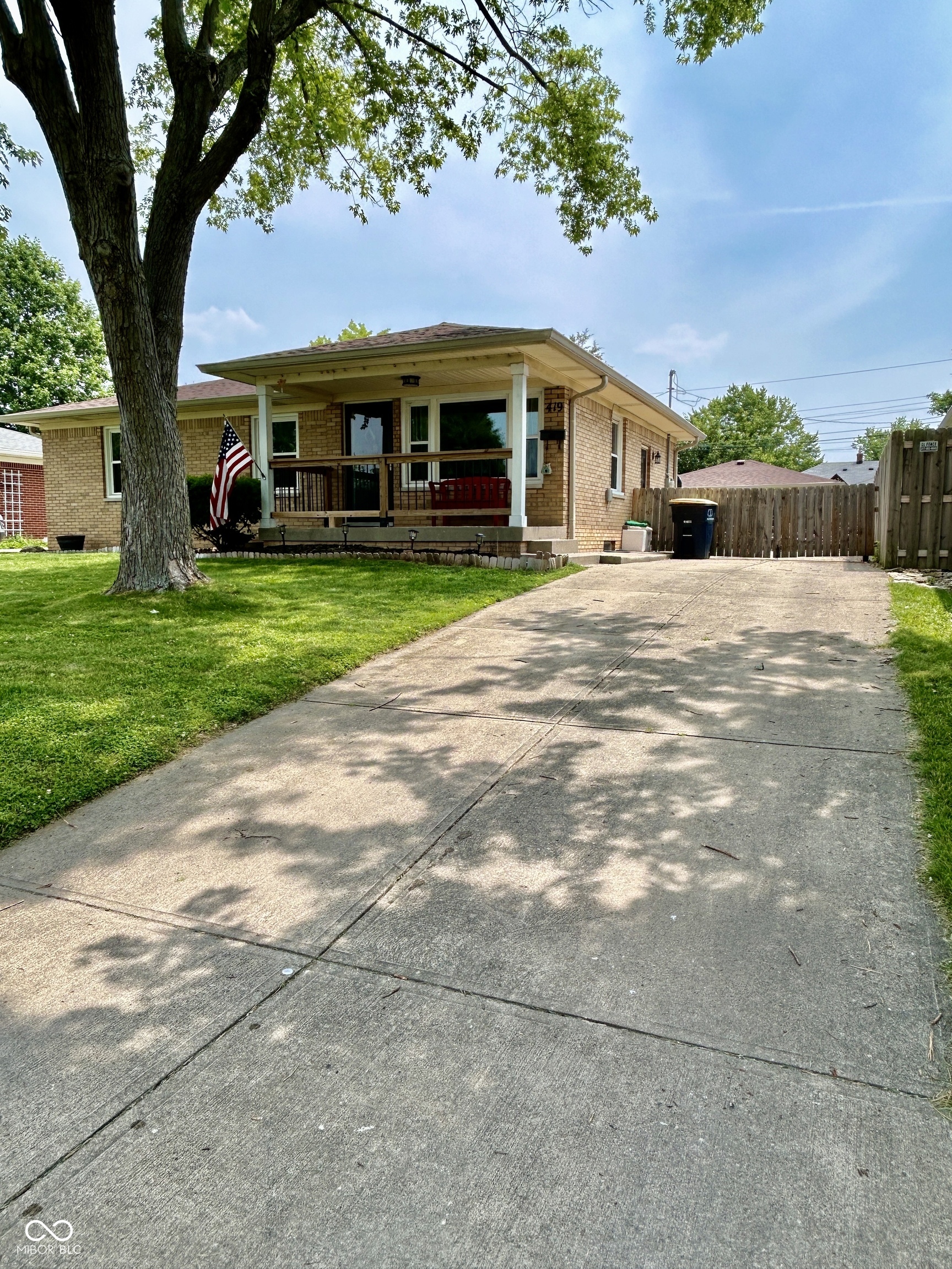 419 N 14th Avenue