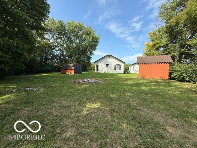 1132 N Michigan Road