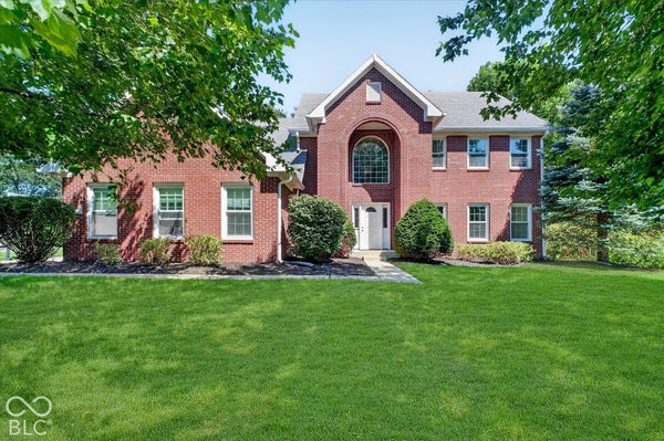 5786 GYRFALCON PL, CARMEL, IN 46033 - Image e2b2842c803a466ec4e136f91ab674f6/93764572