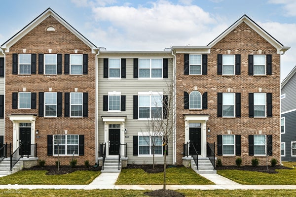 6959 EQUALITY BLVD, CARMEL, IN 46033 - Image e2c9e047be01be4d826f703ce7ba062c/2841832745