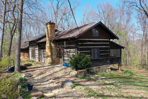 4562 State Road 135 N Nashville IN 47448