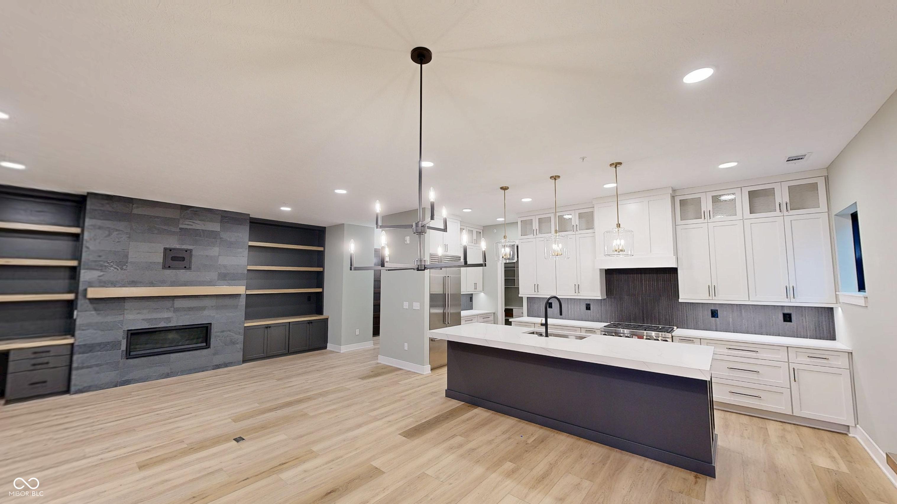 717 Livingstone Drive 200