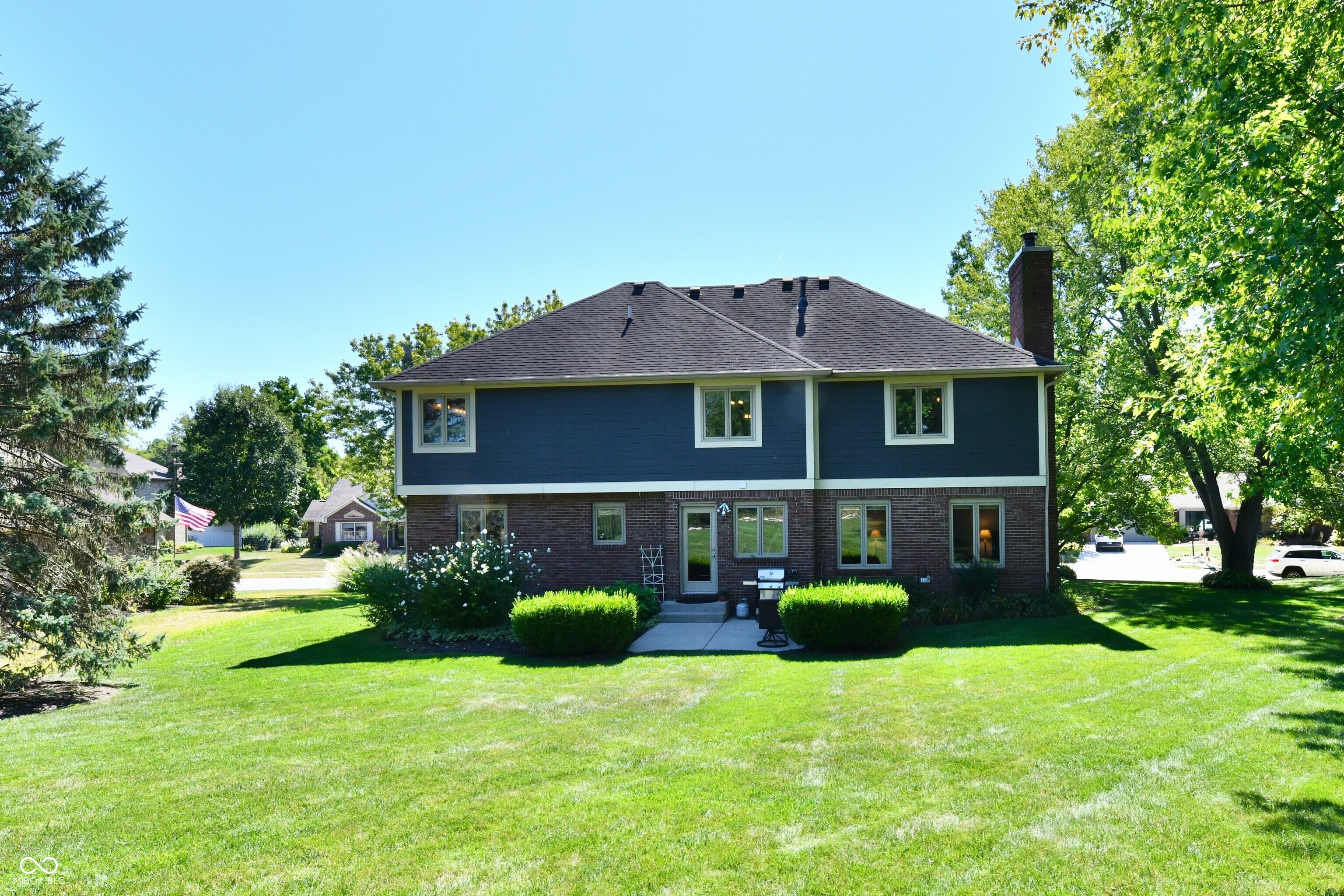 1530 Deerfield Drive
