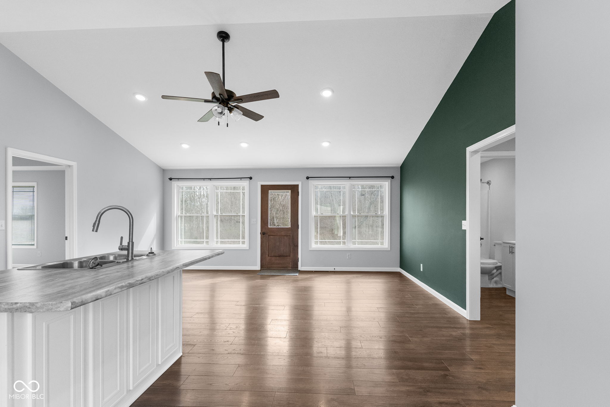 323 S County Road 1125 E